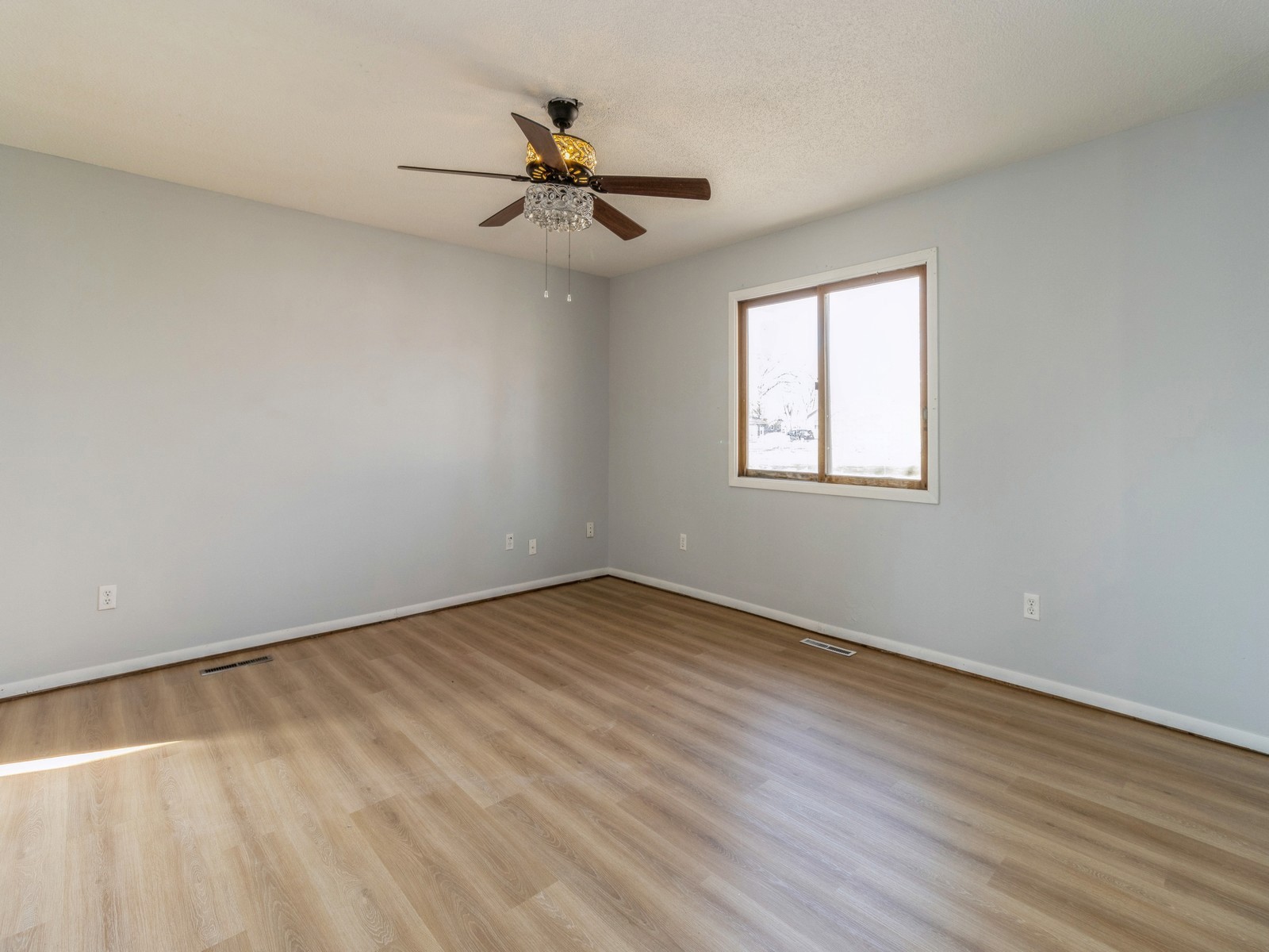 1309 Stewart Street, Des Moines, Iowa image 6