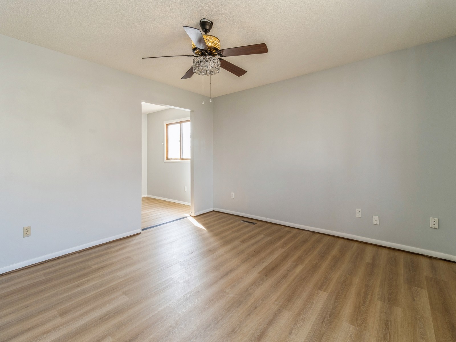 1309 Stewart Street, Des Moines, Iowa image 7