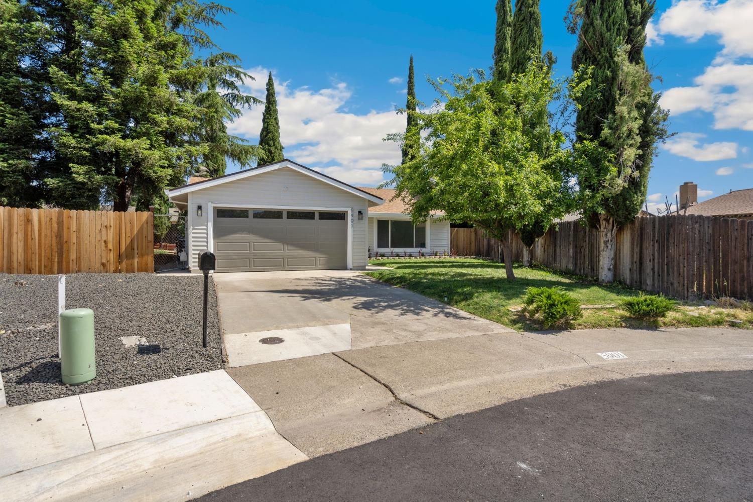 View Citrus Heights, CA 95621 house