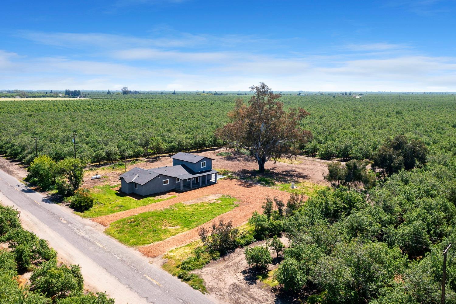 View Chowchilla, CA 93610 house