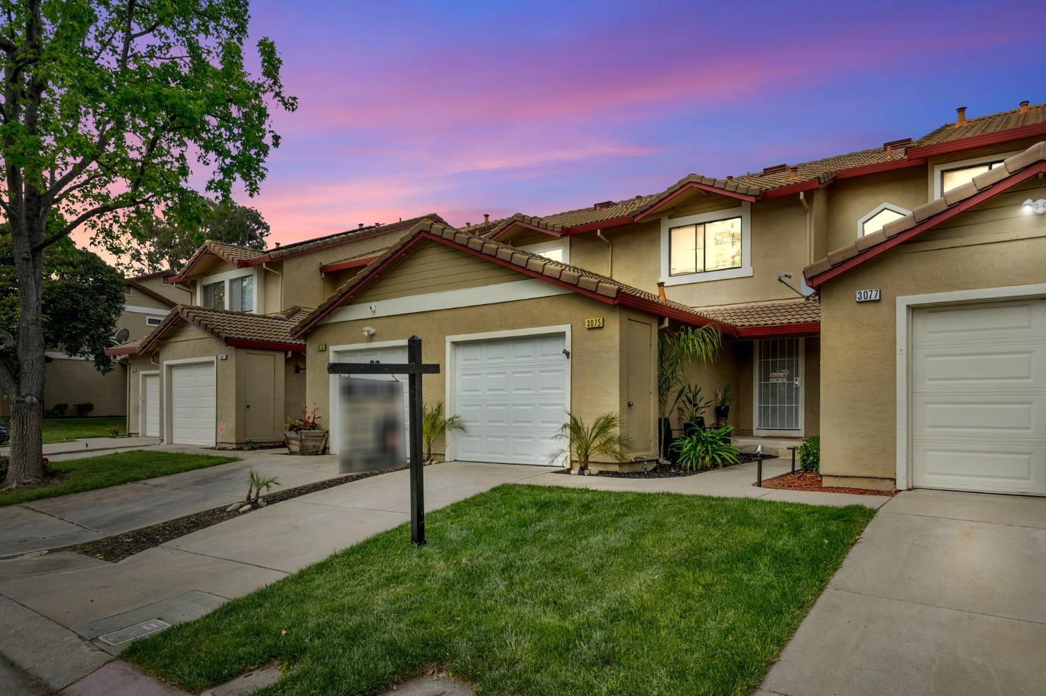 View Pittsburg, CA 94565 townhome