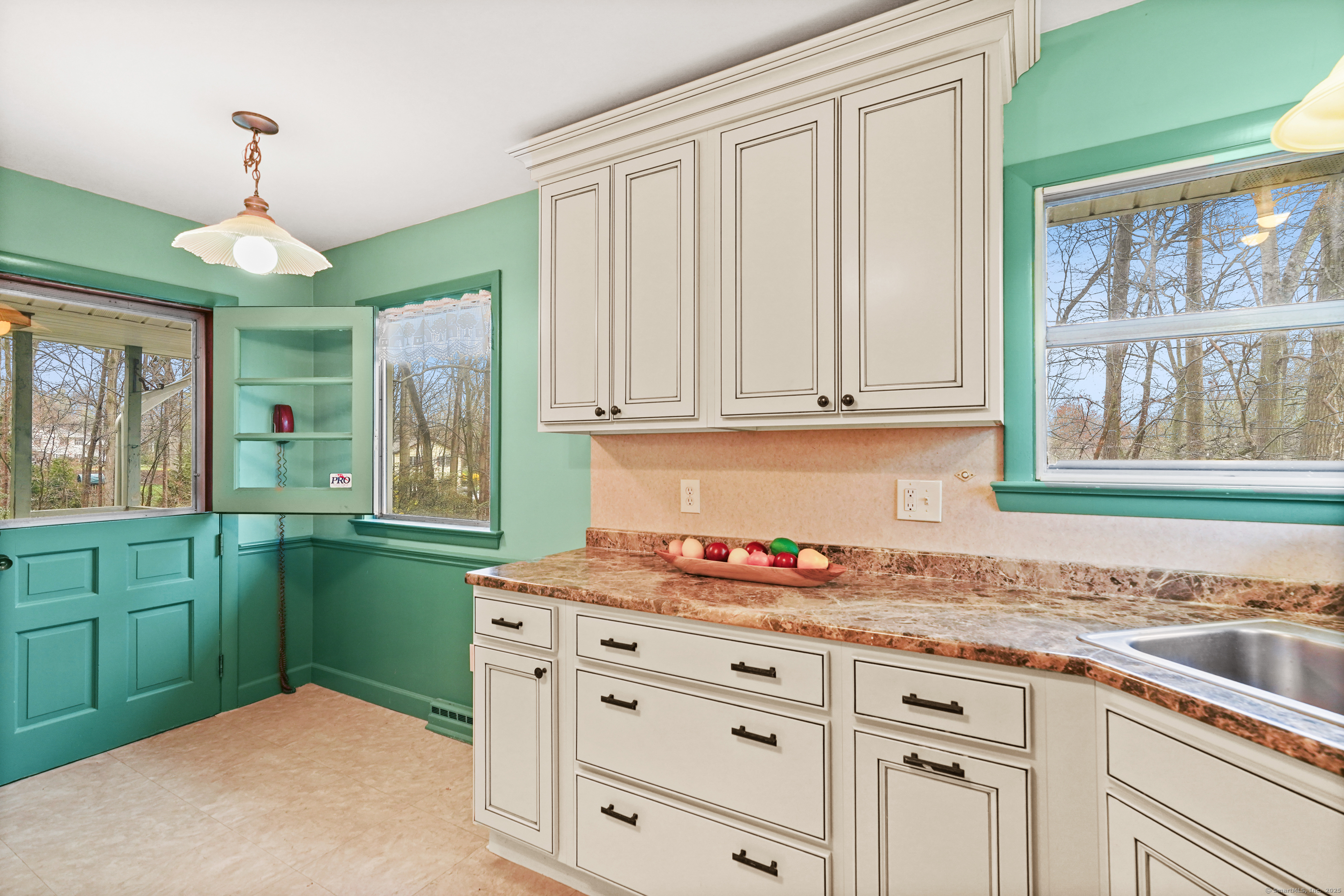 19 Idlewood Drive, Stamford, Connecticut image 10