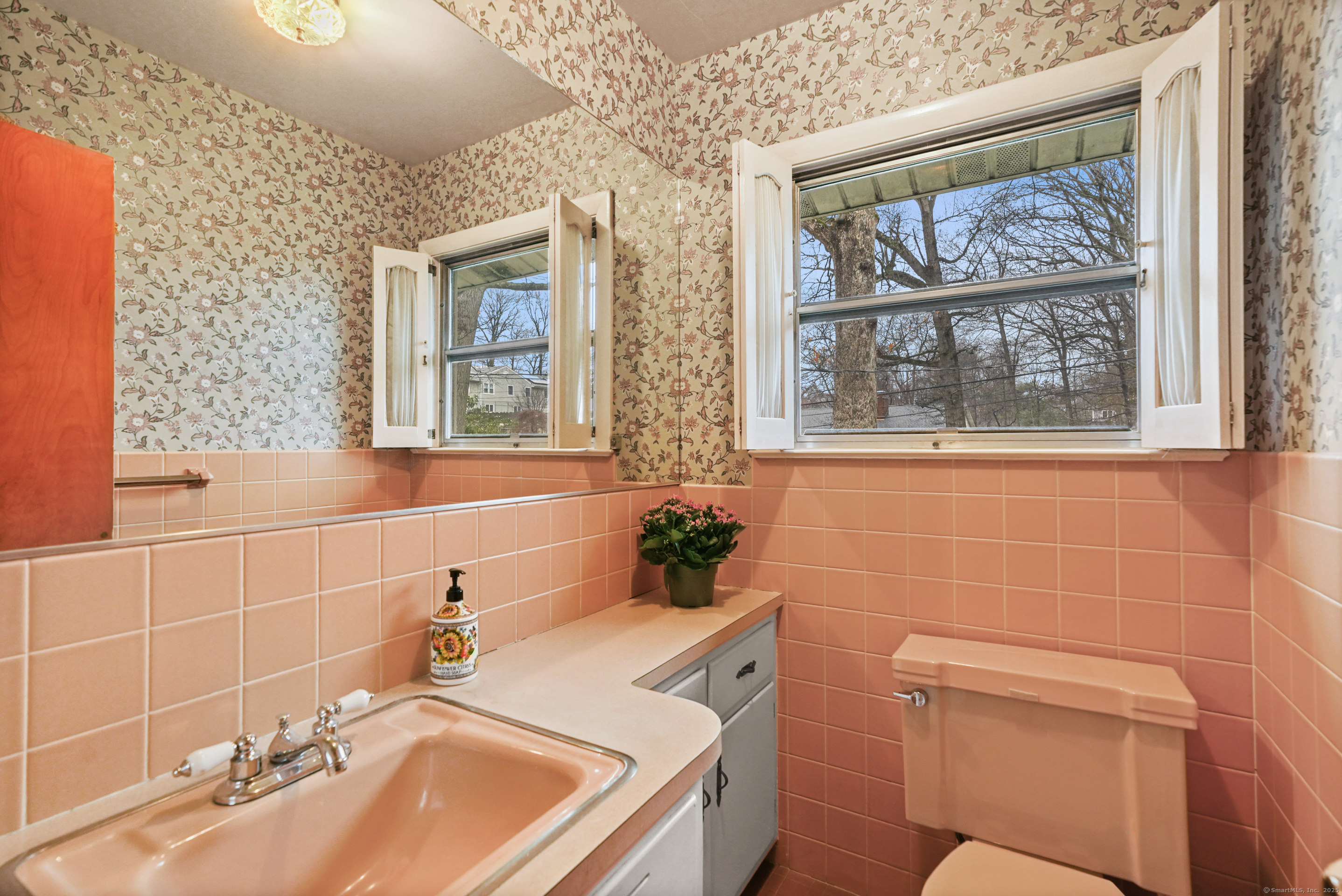19 Idlewood Drive, Stamford, Connecticut image 13