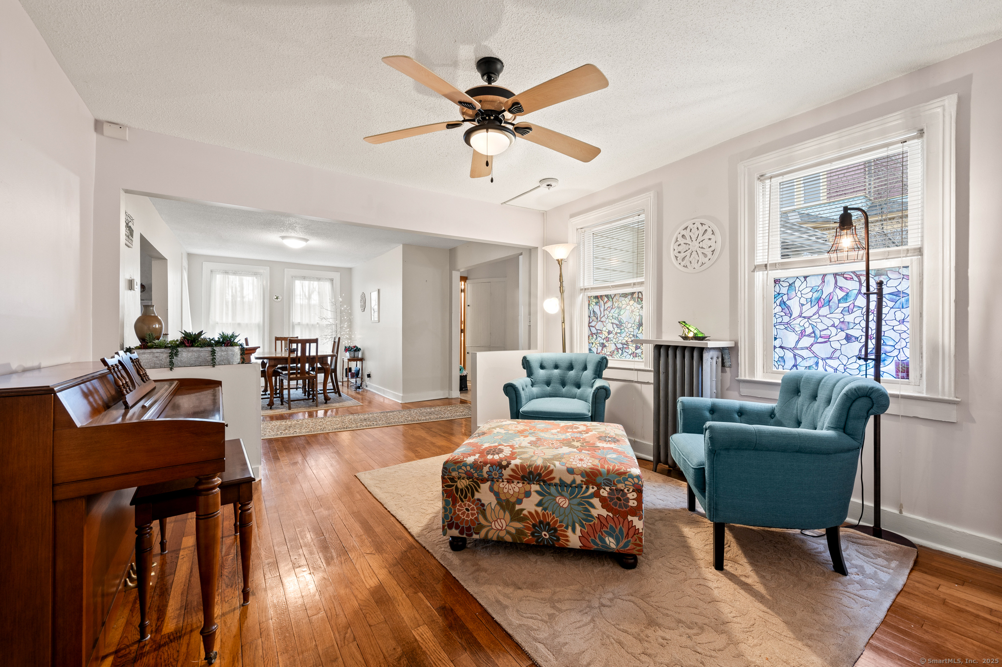 Windham, Connecticut 06226, United States, 3 Bedrooms Bedrooms, ,2 BathroomsBathrooms,Residential,Pending,21921