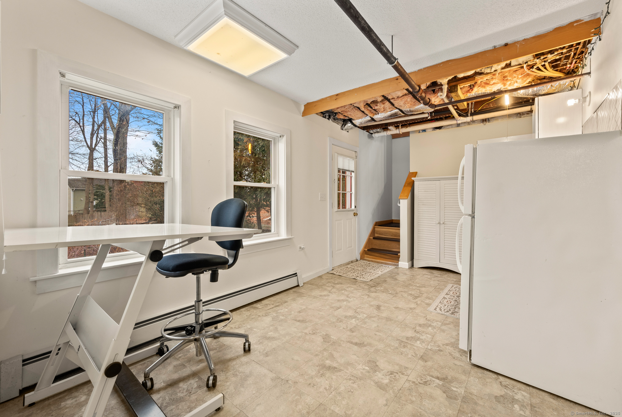 Windham, Connecticut 06226, United States, 3 Bedrooms Bedrooms, ,2 BathroomsBathrooms,Residential,Pending,21921