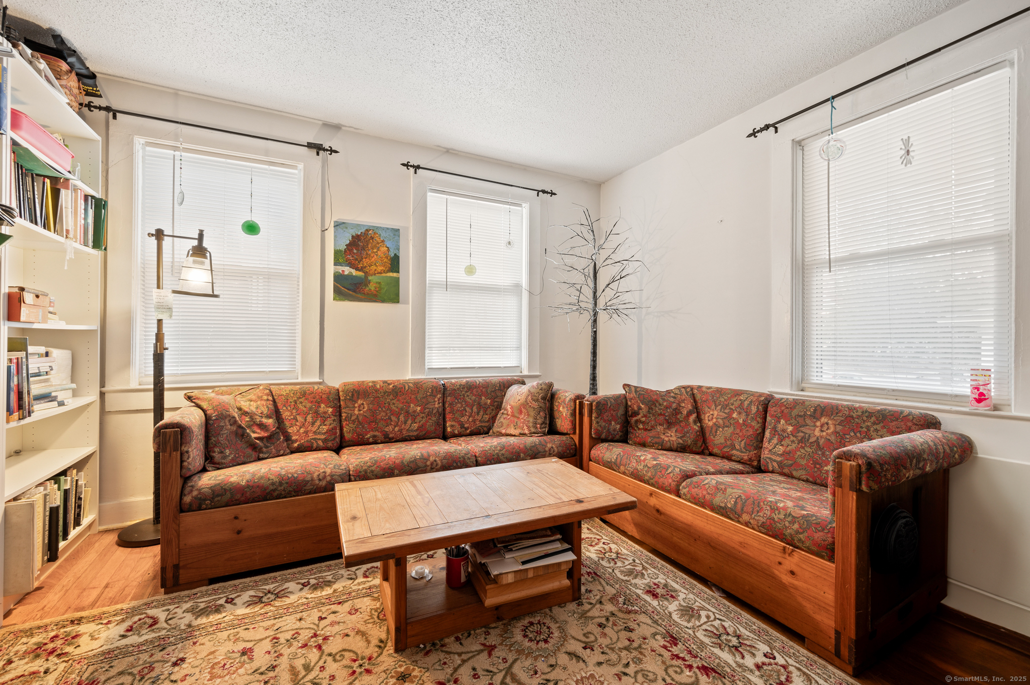 Windham, Connecticut 06226, United States, 3 Bedrooms Bedrooms, ,2 BathroomsBathrooms,Residential,Pending,21921