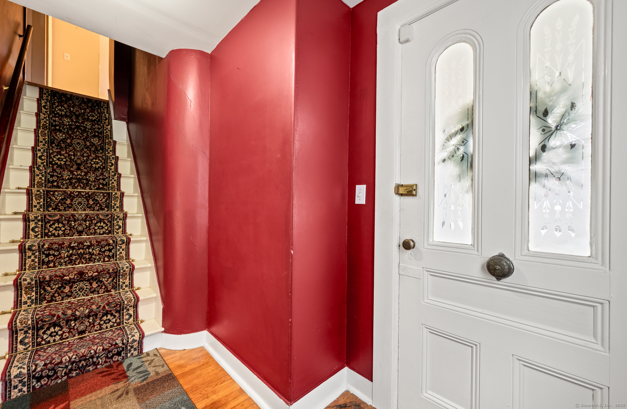 Windham, Connecticut 06226, United States, 3 Bedrooms Bedrooms, ,2 BathroomsBathrooms,Residential,Pending,21921