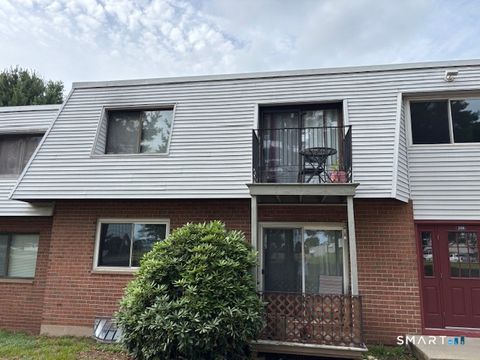 Photo of 258 Richard Street #3, Newington, CT 06111 (MLS # 24169473)