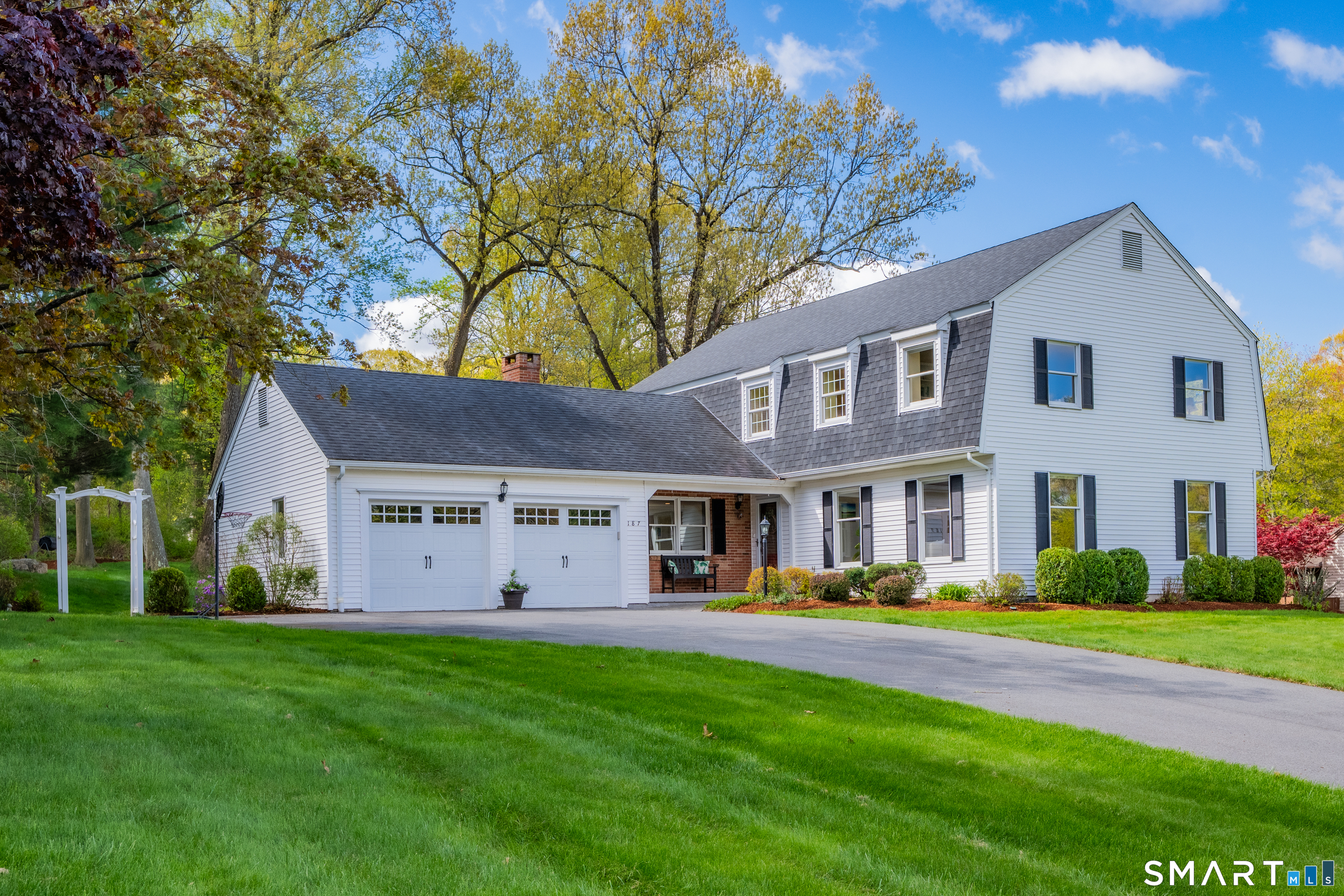 187 Lincoln Drive
