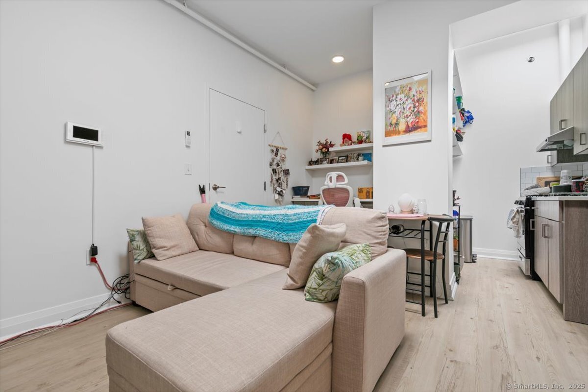 Rental Property at Whitney Avenue, New Haven, Connecticut - Bedrooms: 1 
Bathrooms: 1 
Rooms: 2  - $2,000 MO.