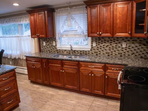 Tiny photo for 76 Syracuse Drive, East Hartford, CT 06108 (MLS # 24137406)