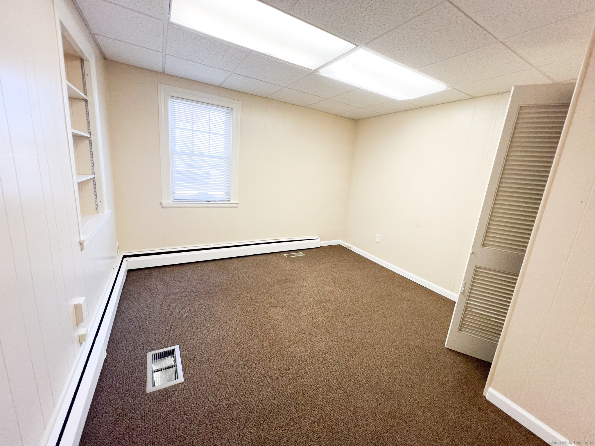 Berlin, Connecticut 06037, United States, ,Residential,Active,54833