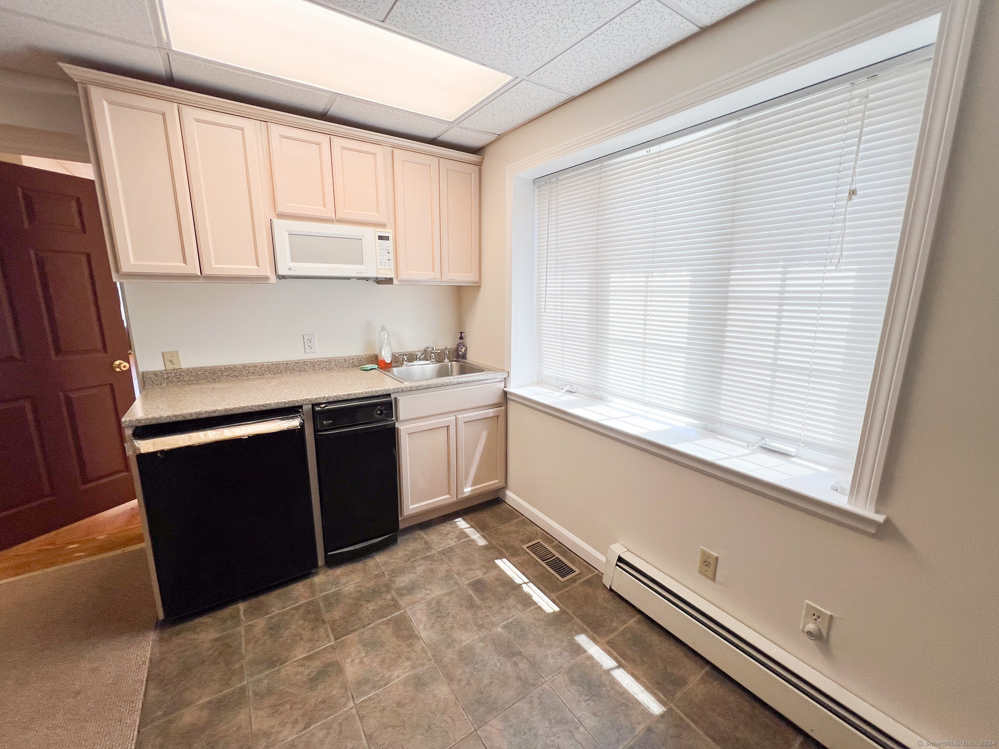 Berlin, Connecticut 06037, United States, ,Residential,Active,54833