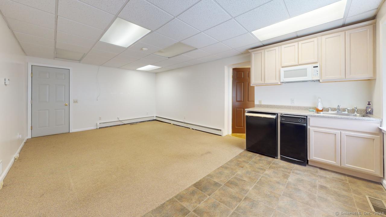 Berlin, Connecticut 06037, United States, ,Residential,Active,54833