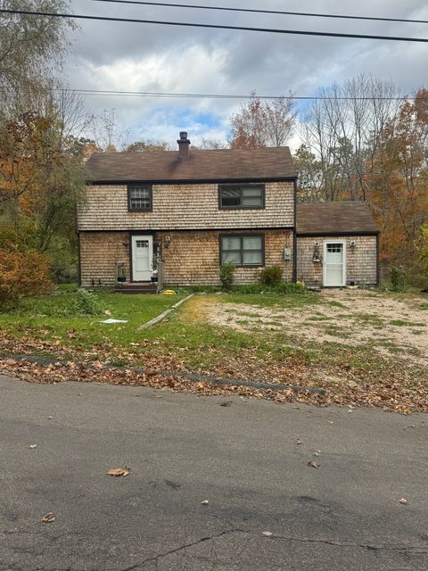 113 Meeting House Lane Ledyard CT 06339