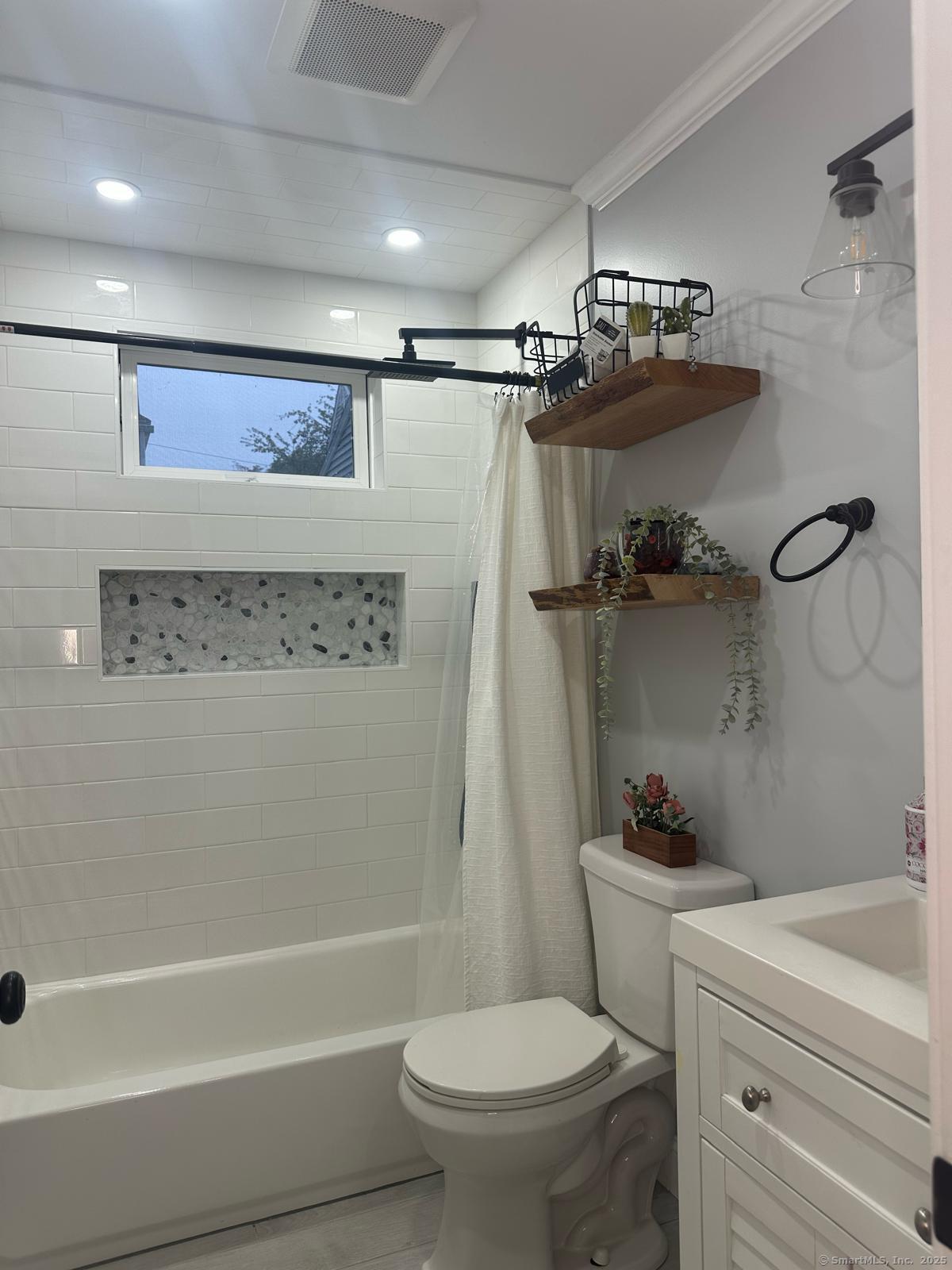 60 Carlson Avenue, Bridgeport, Connecticut image 11