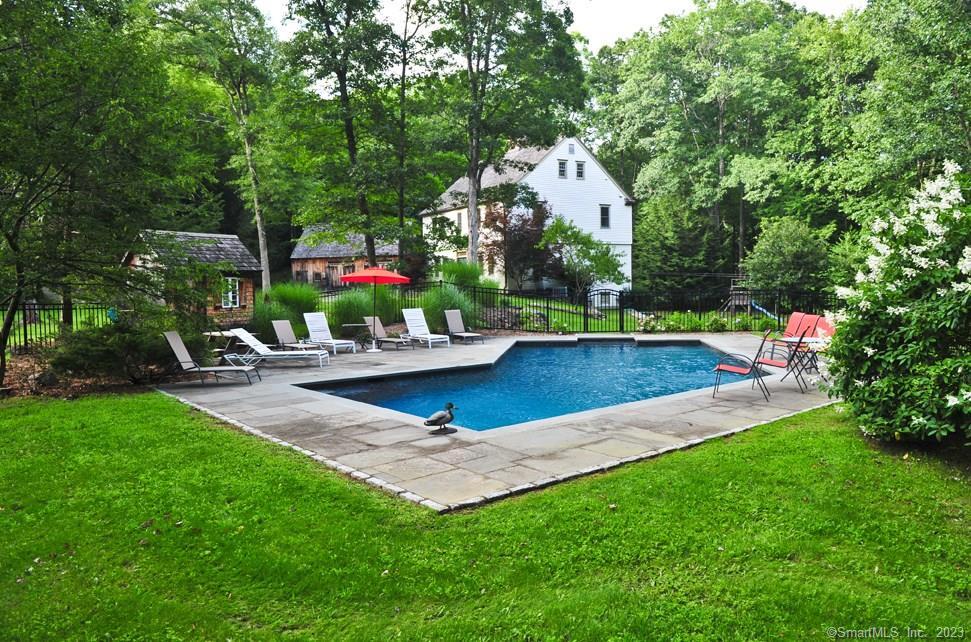 33 Sentry Hill Road, Roxbury, Connecticut image 2