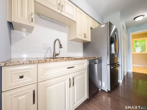 Tiny photo for 19 Twin Oaks #19, New Milford, CT 06776 (MLS # 24204675)