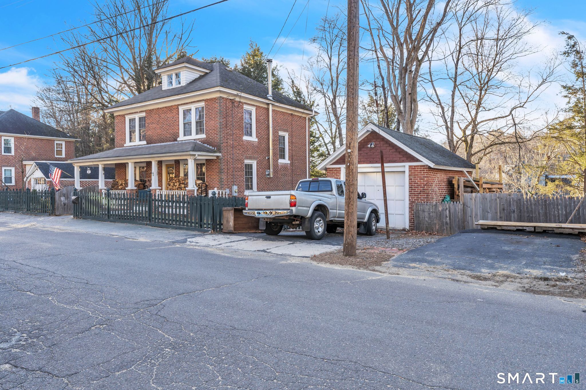 40 Grant Avenue