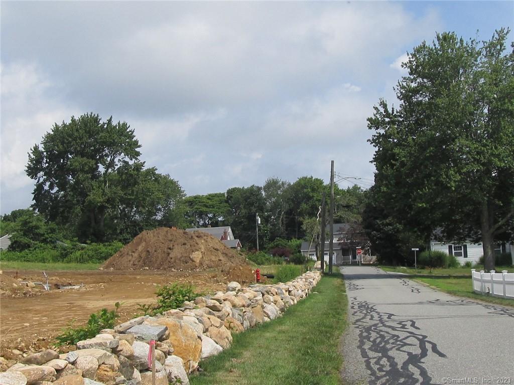 32 West Lane, East Lyme, Connecticut image 5