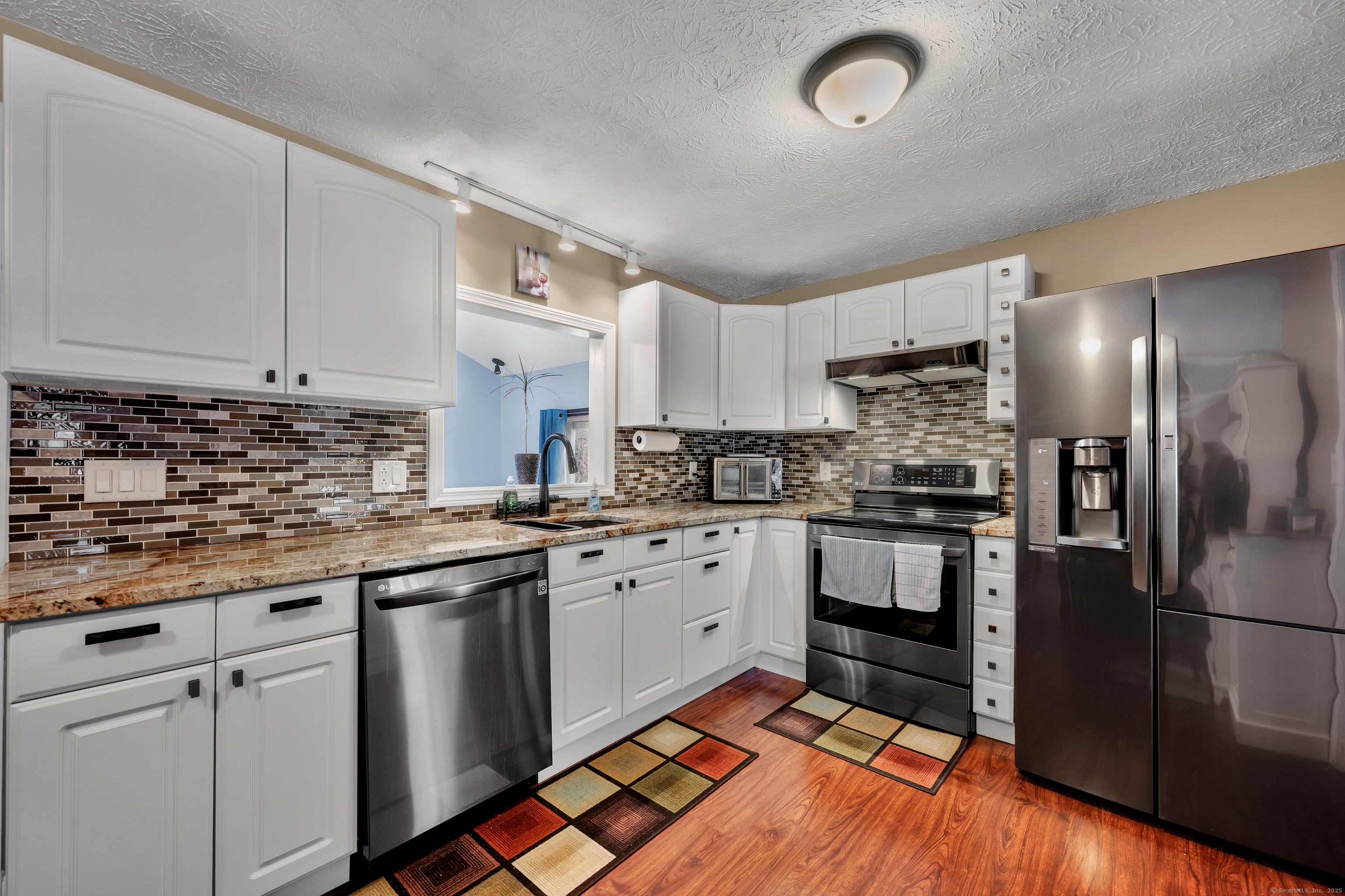 68 Town Line Road, Bristol, Connecticut image 6