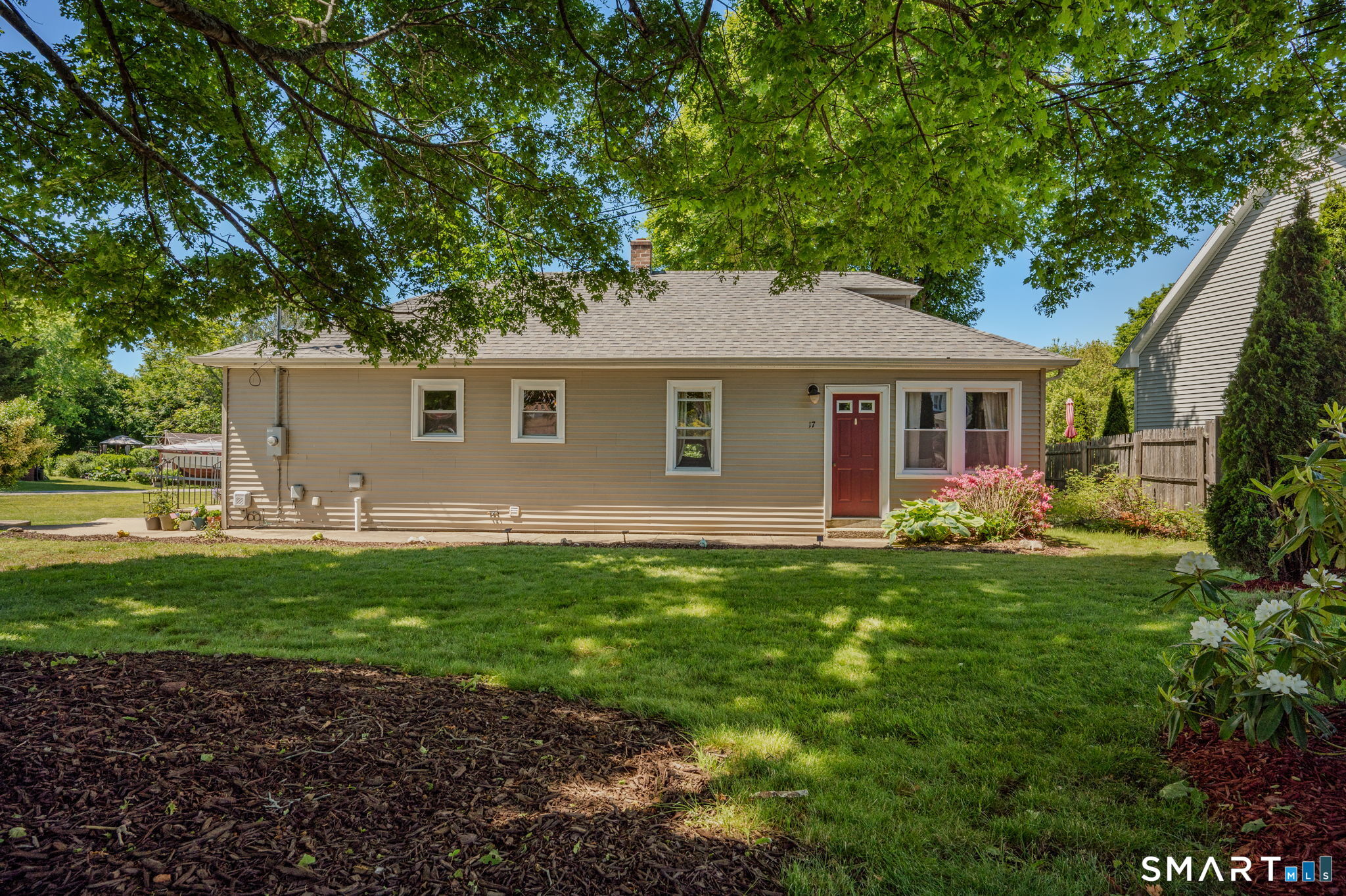 17 Lathrop Road