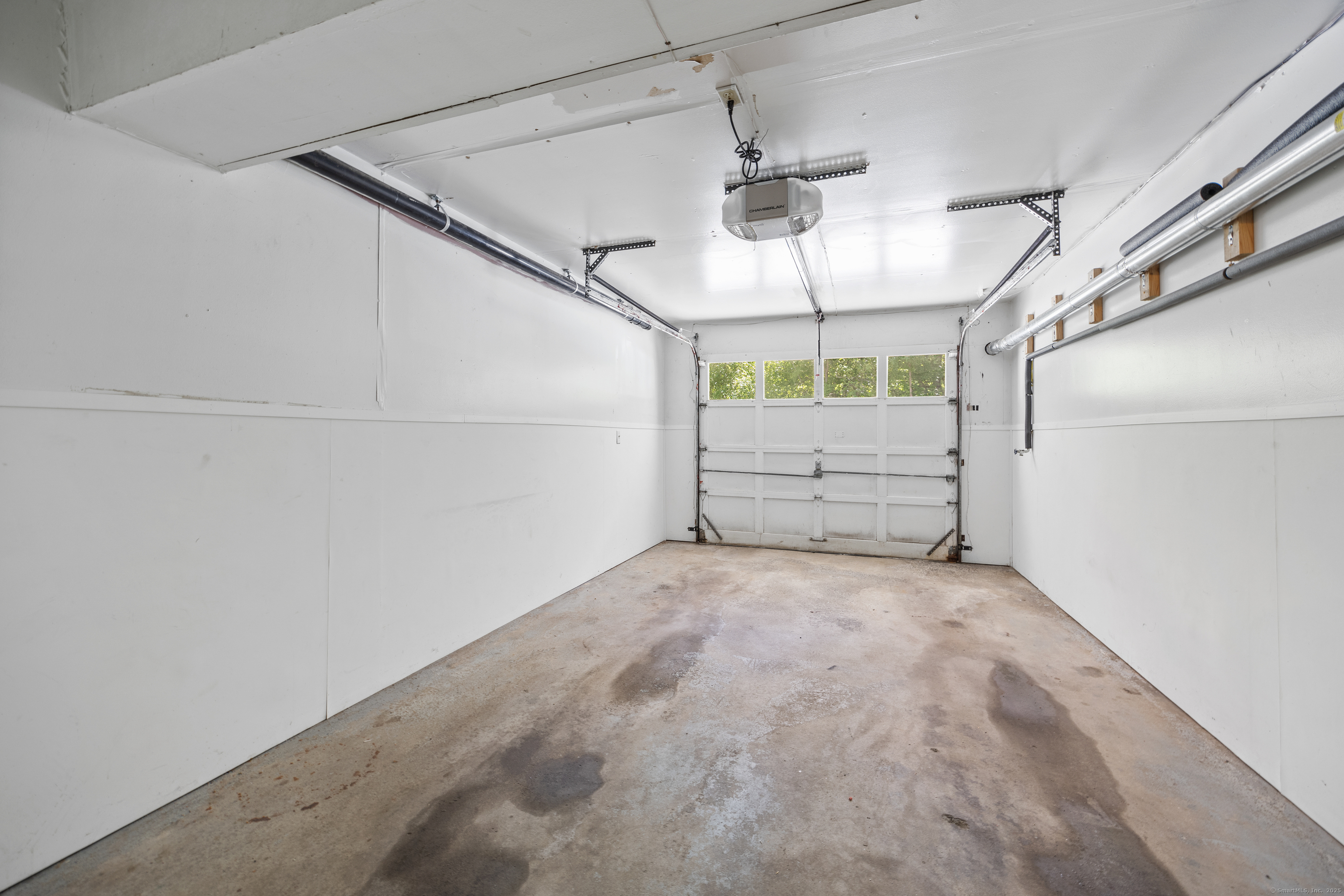 25 Lisa Court #APT 9, Waterbury, Connecticut image 18