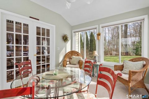 Tiny photo for 604 Juniper Court #604, Oxford, CT 06478 (MLS # 24165640)