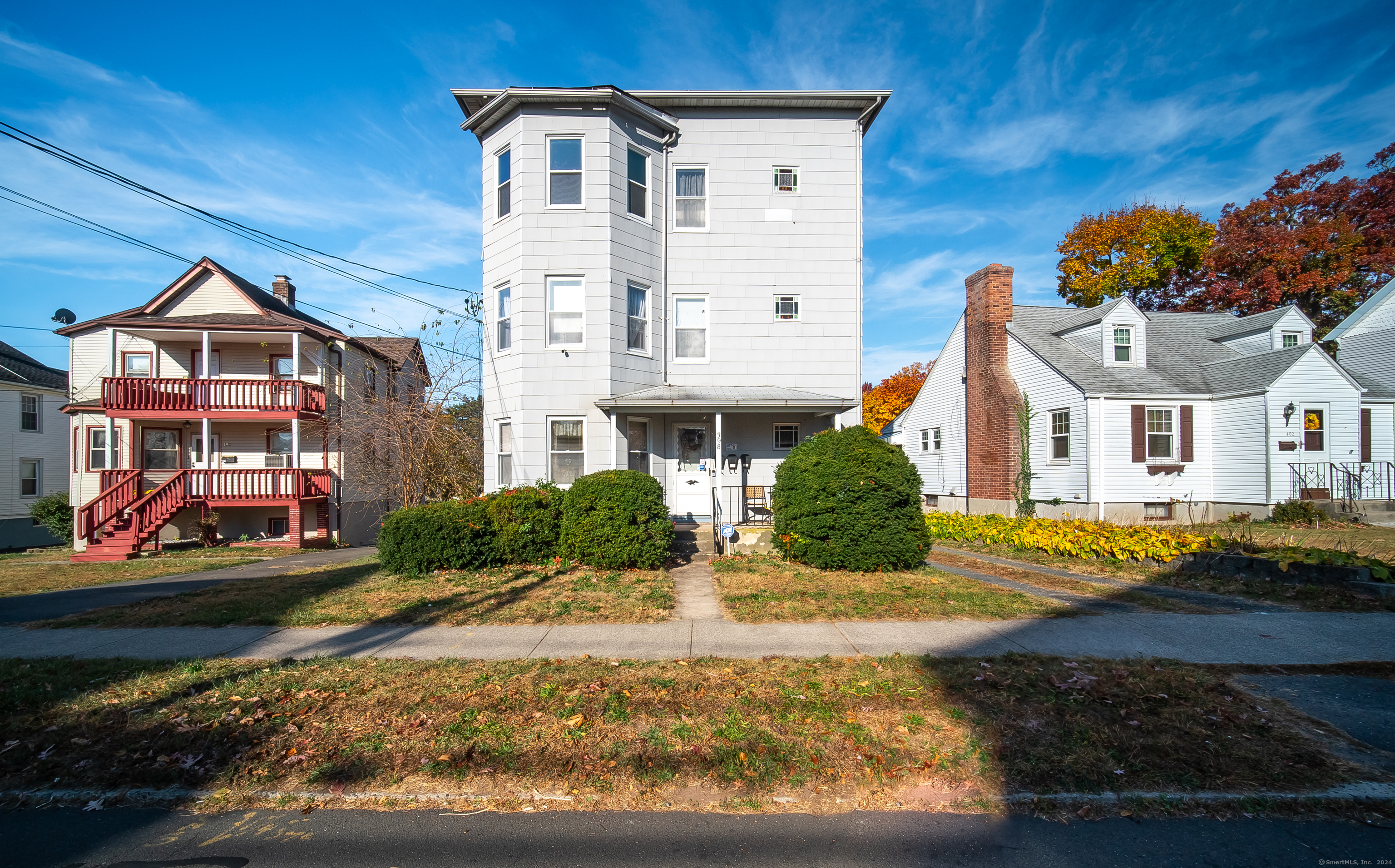 Burritt Street, New Britain, Connecticut - 2 Bedrooms  
1 Bathrooms  
4 Rooms - 