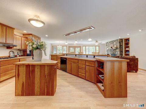 Tiny photo for 123 Round Hill Road, Middletown, CT 06457 (MLS # 24165620)