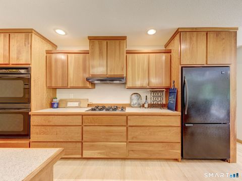 Tiny photo for 123 Round Hill Road, Middletown, CT 06457 (MLS # 24165620)