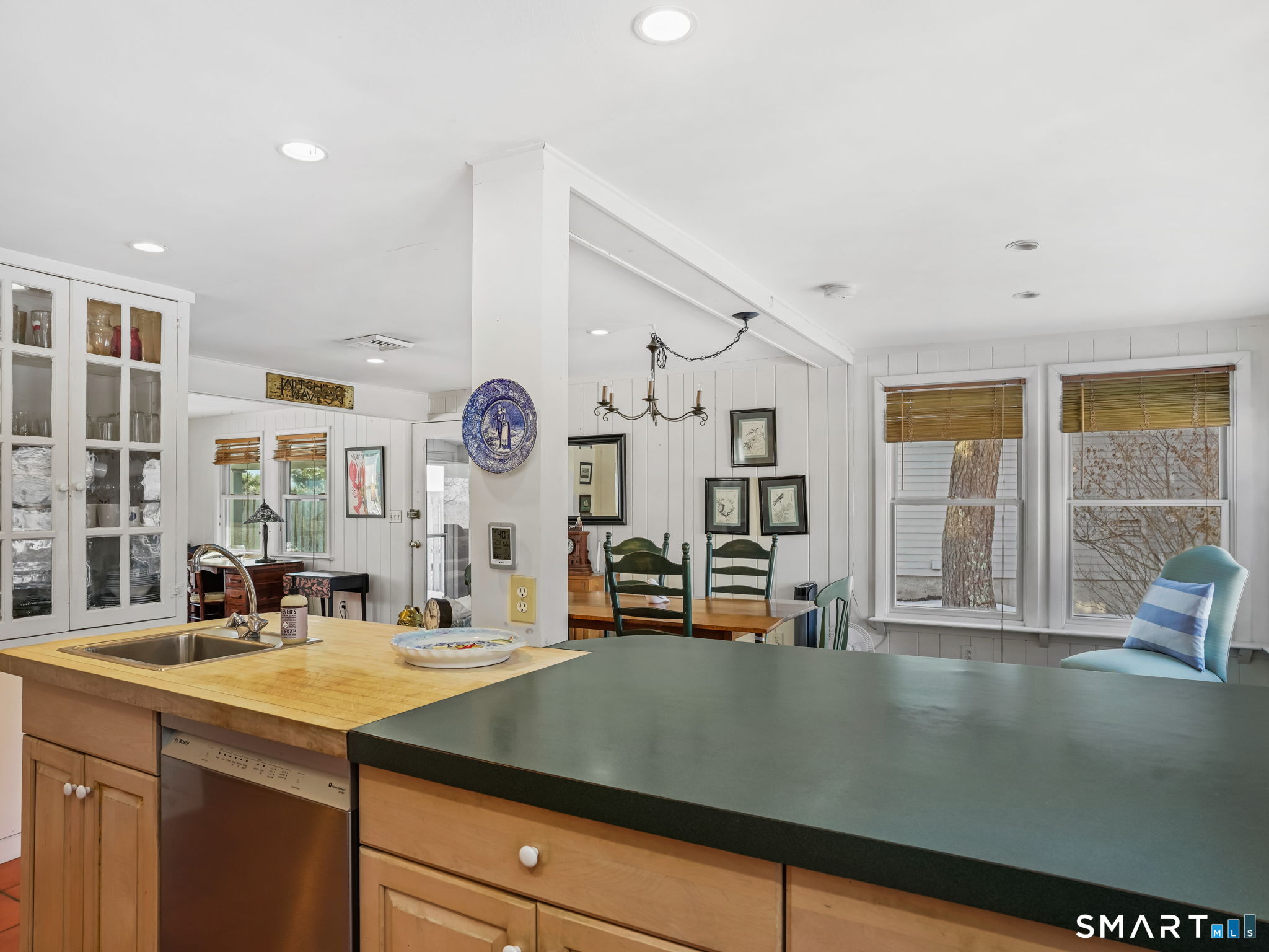 1417 Fairfield Beach Road