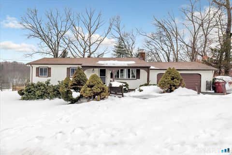 22 Crestwood Drive Naugatuck CT 06770
