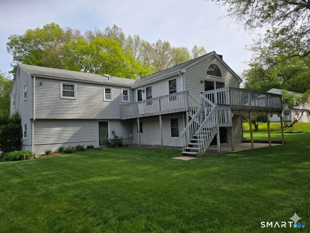 10 Susan Road