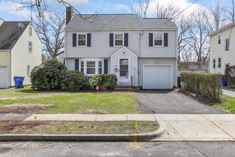 145 Englewood Avenue, West Hartford, CT 06110 - MLS#: 24090339