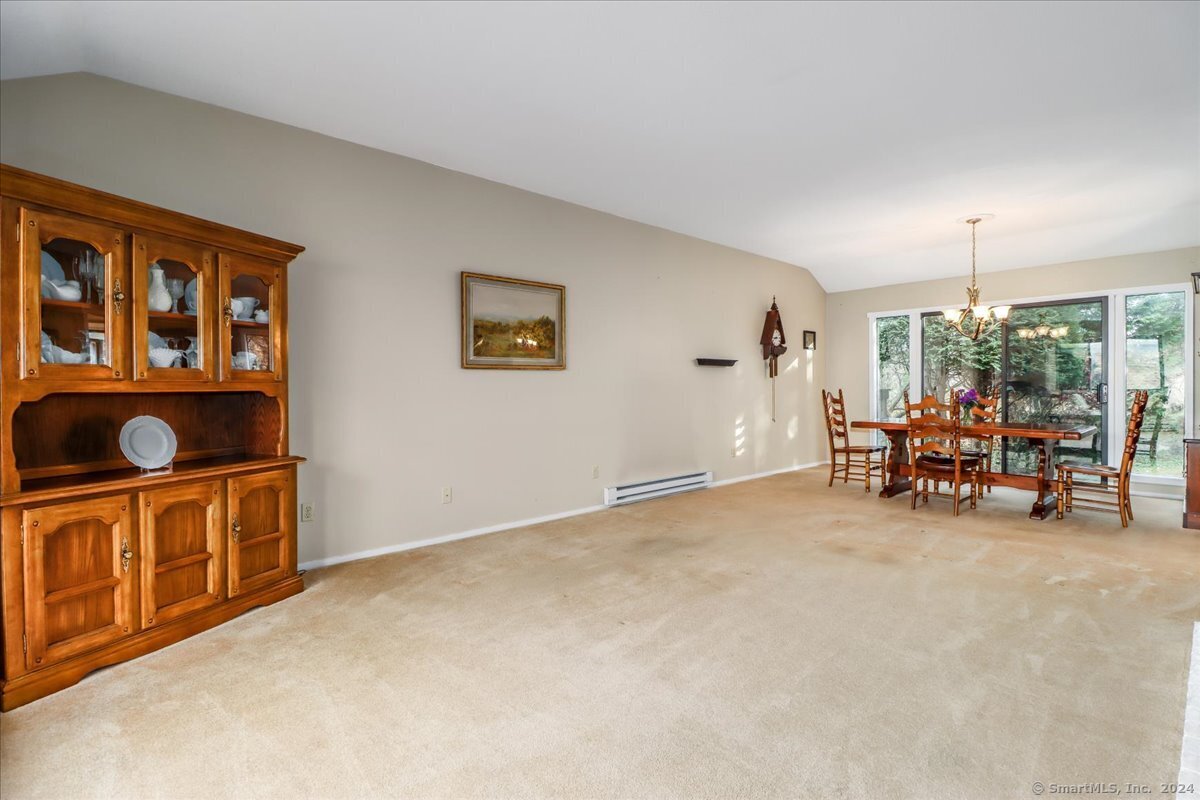607 Heritage Village #B, Southbury, Connecticut image 4