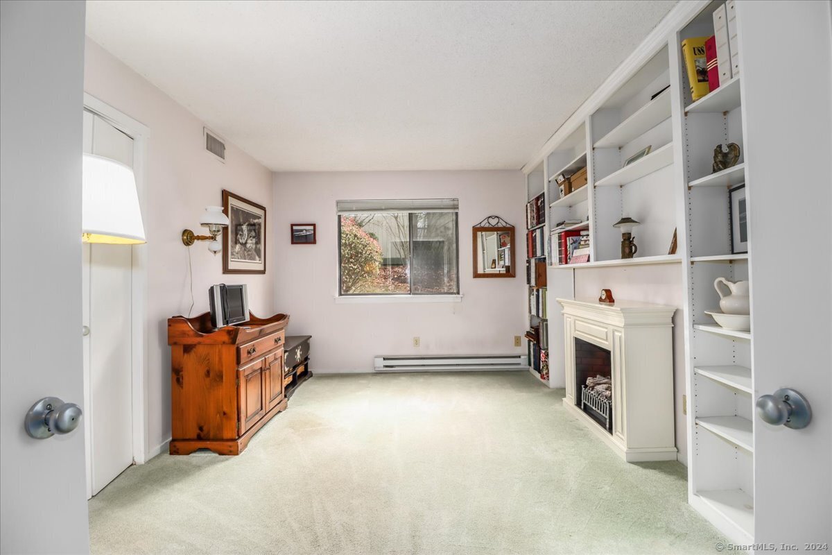 607 Heritage Village #B, Southbury, Connecticut image 18