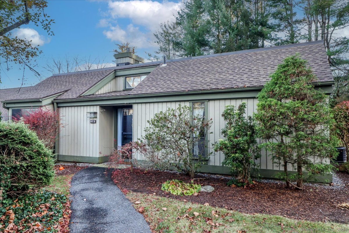 607 Heritage Village #B, Southbury, Connecticut image 2