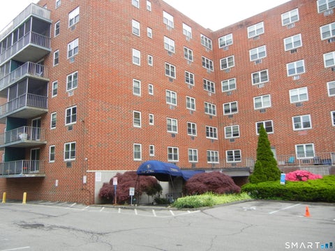 Photo of 27 Northill Street #4U, Stamford, CT 06907 (MLS # 24217866)