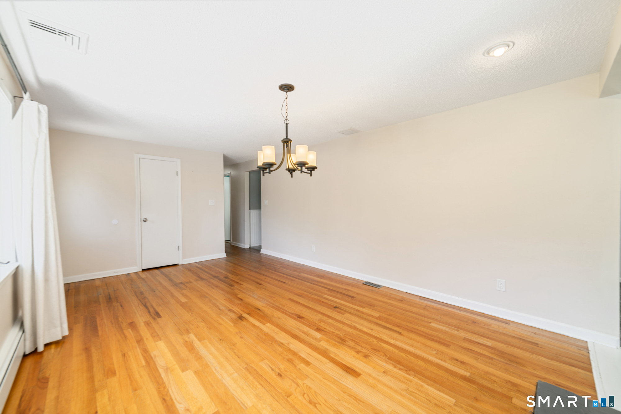 12 Meadow Lane