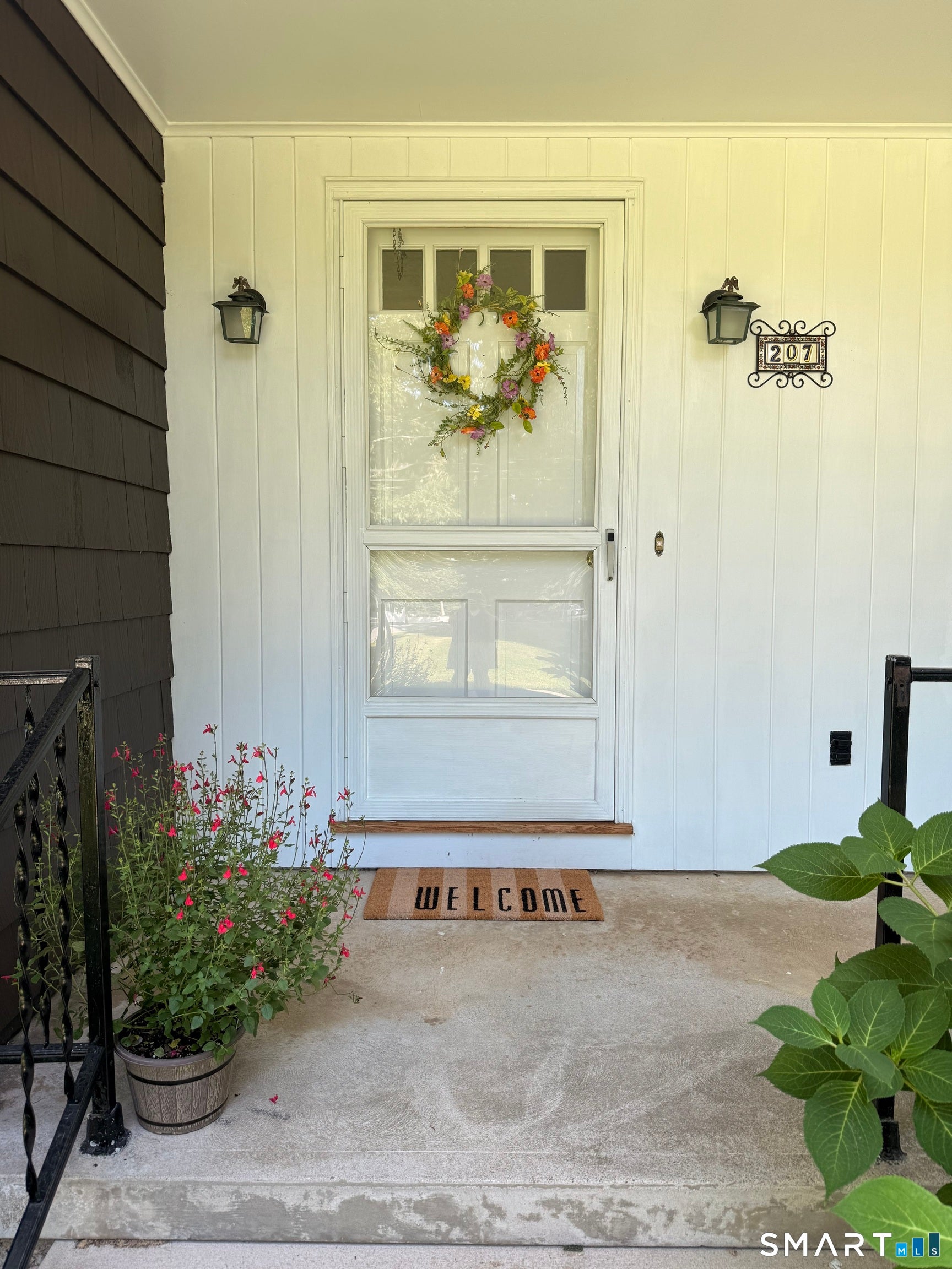 207 School House Road