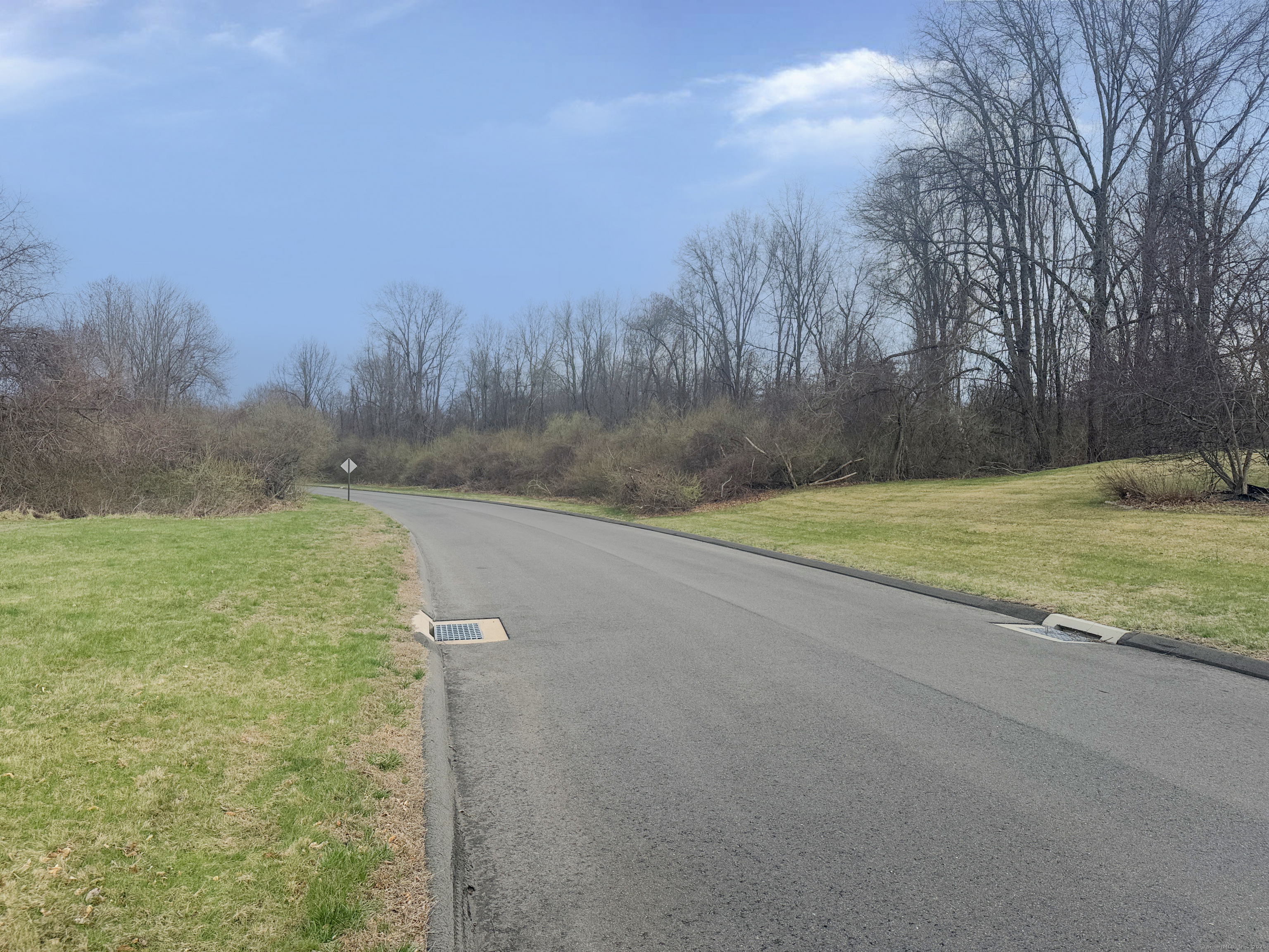 39 Ridge Boulevard, East Granby, Connecticut image 4