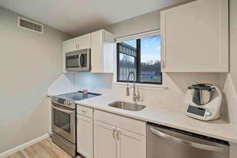 Tiny photo for 129 Webster Court #129, Newington, CT 06111 (MLS # 24143636)