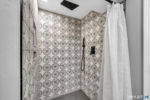 Tiny photo for 2 Tavistock #2, Cromwell, CT 06416 (MLS # 24153837)