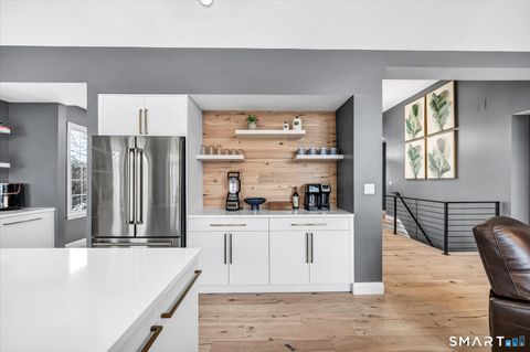 Tiny photo for 2 Tavistock #2, Cromwell, CT 06416 (MLS # 24153837)