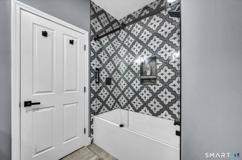 Tiny photo for 2 Tavistock #2, Cromwell, CT 06416 (MLS # 24153837)