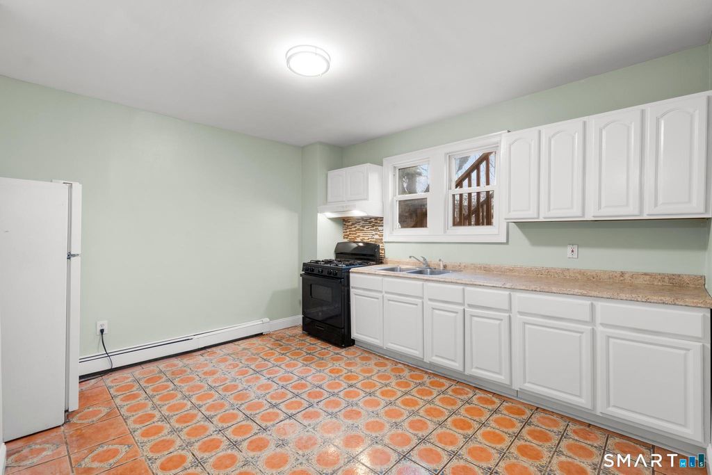 Photo of 48 Lockwood Avenue #First Floor, Stamford, CT 06902 (MLS # 24159211)