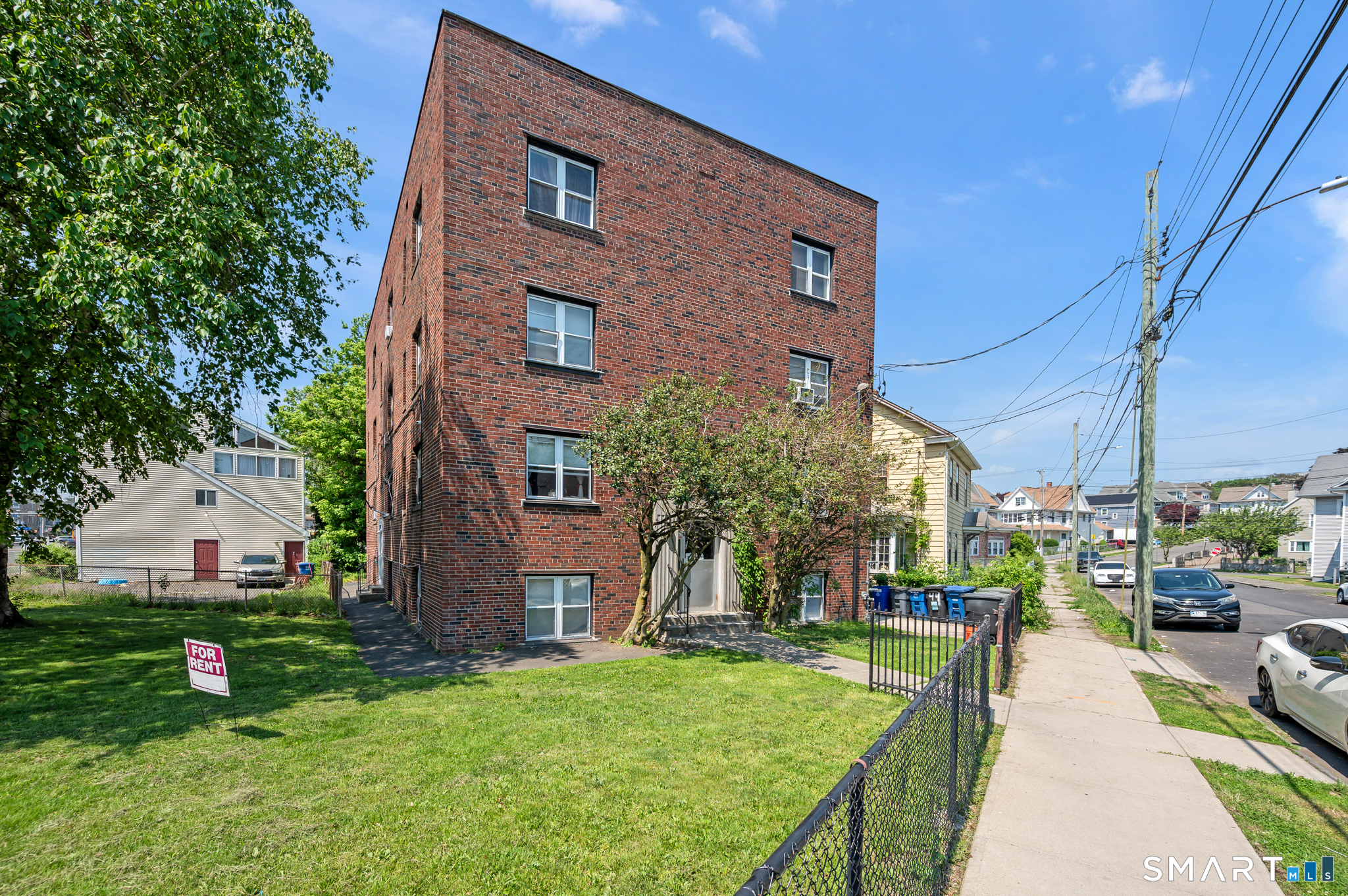 305 Parrott Avenue