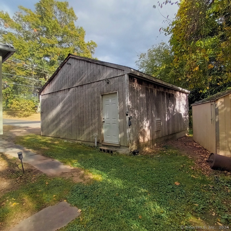1231 Hanover Avenue, Meriden, Connecticut image 31