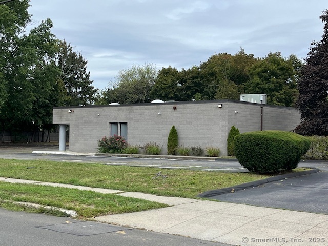 255 West River Street